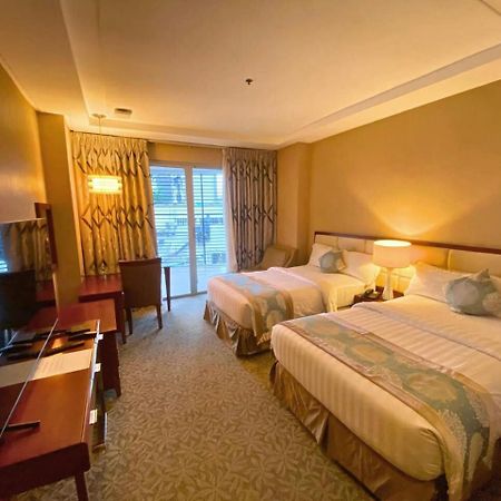 The Avenue Plaza Hotel Naga  Eksteriør billede