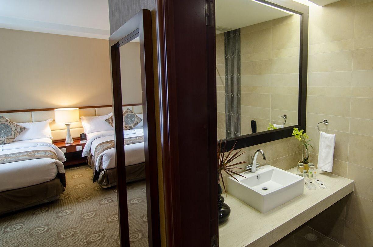 The Avenue Plaza Hotel Naga  Eksteriør billede