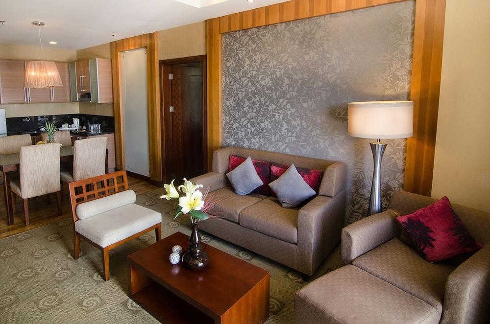The Avenue Plaza Hotel Naga  Eksteriør billede