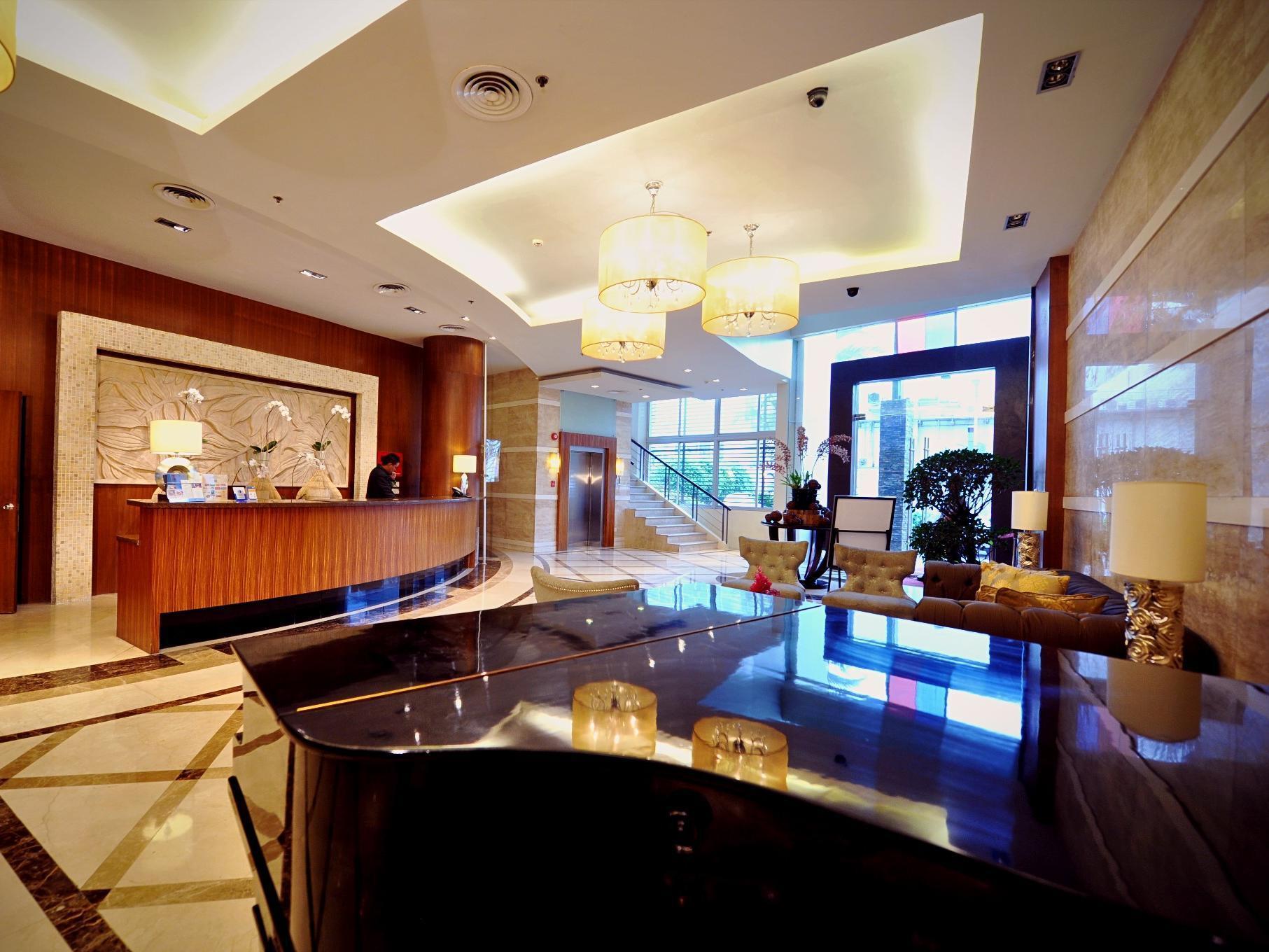 The Avenue Plaza Hotel Naga  Eksteriør billede